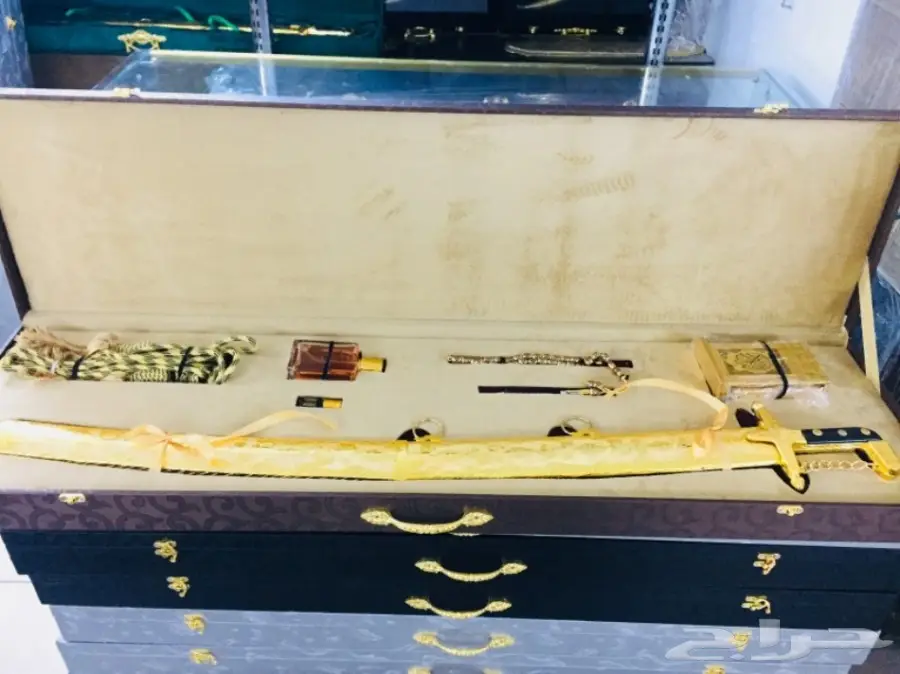 طقم هدية فاخر ويجمل بسعر حصري شاهد الصور  (image 29)