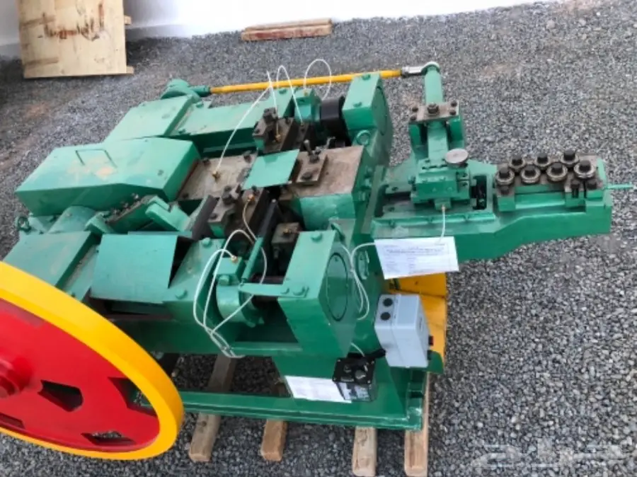 مصنع مسامير ومعاليق ملابس للبيع (image 1)