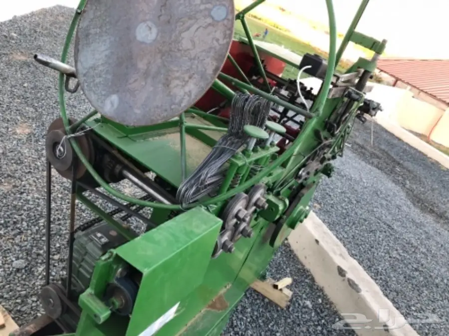 مصنع مسامير ومعاليق ملابس للبيع (image 3)