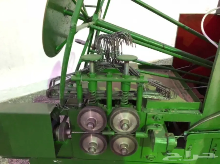 مصنع مسامير ومعاليق ملابس للبيع (image 8)