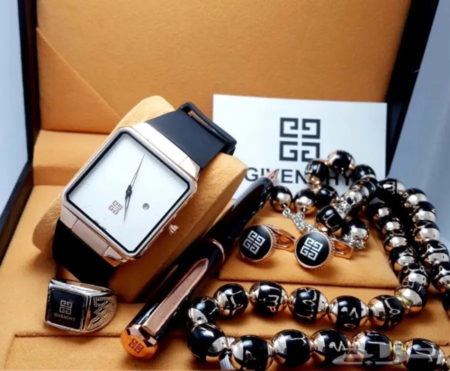 اطقم رجالي ماركات (image 62)