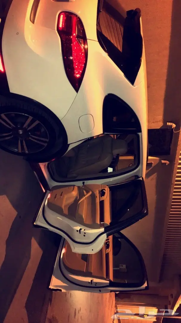 للبيع جيب بورش المديل 11 (image 11)