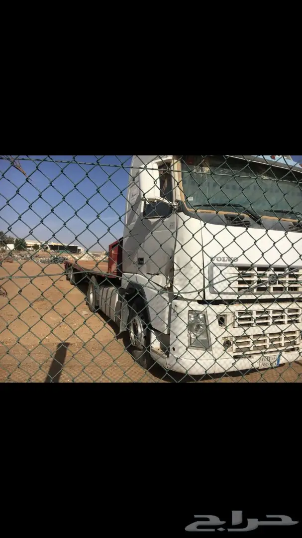 للبيع فولفو موديل 2005