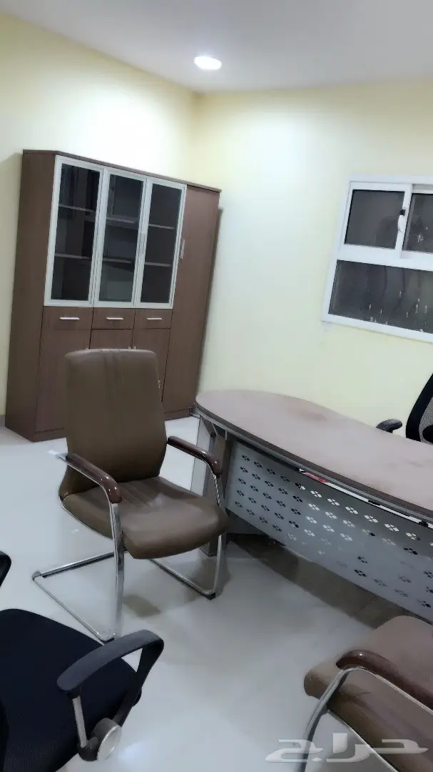 اثاث مكتبي ومكيفات  (image 2)