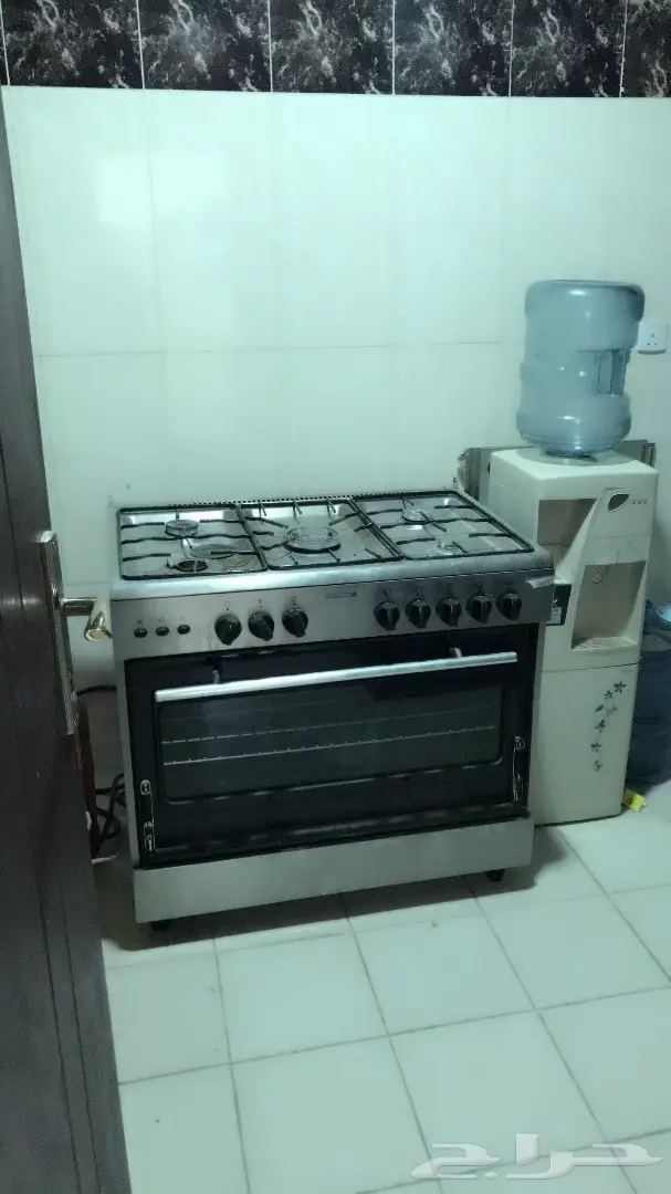 اثاث مكتبي ومكيفات  (image 17)