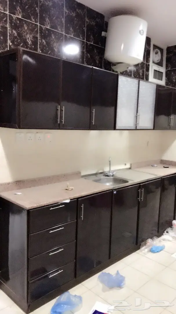 اثاث مكتبي ومكيفات  (image 26)