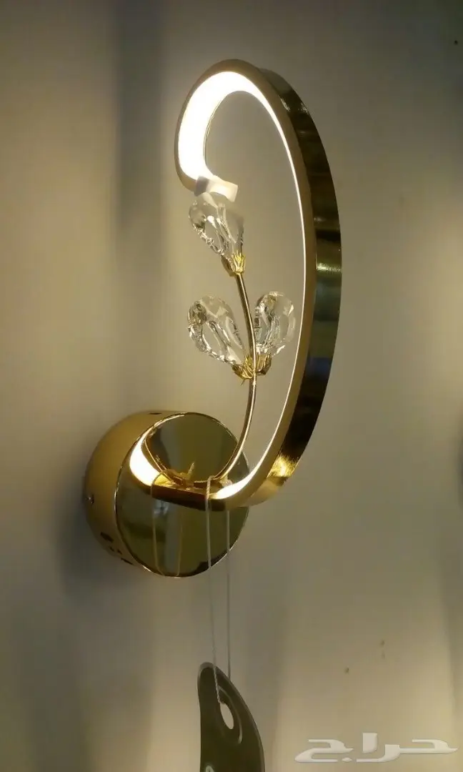 جداريات وعلاقيات - جمال واقتصاد!