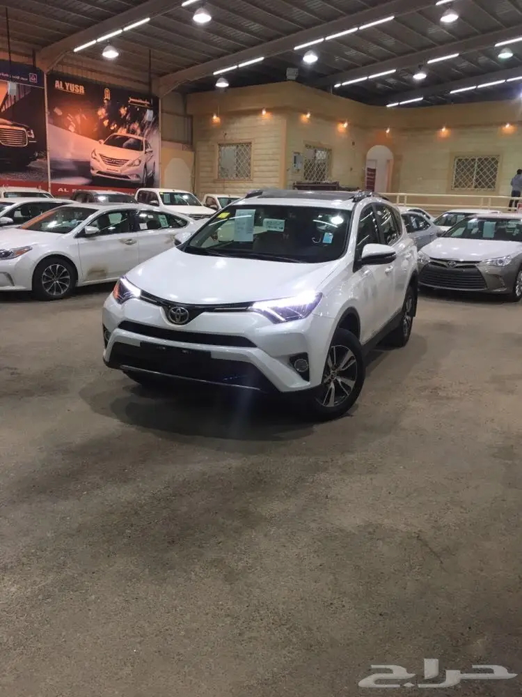 تويوتا زاف فور موديل 2017 سياحي وفل Gli