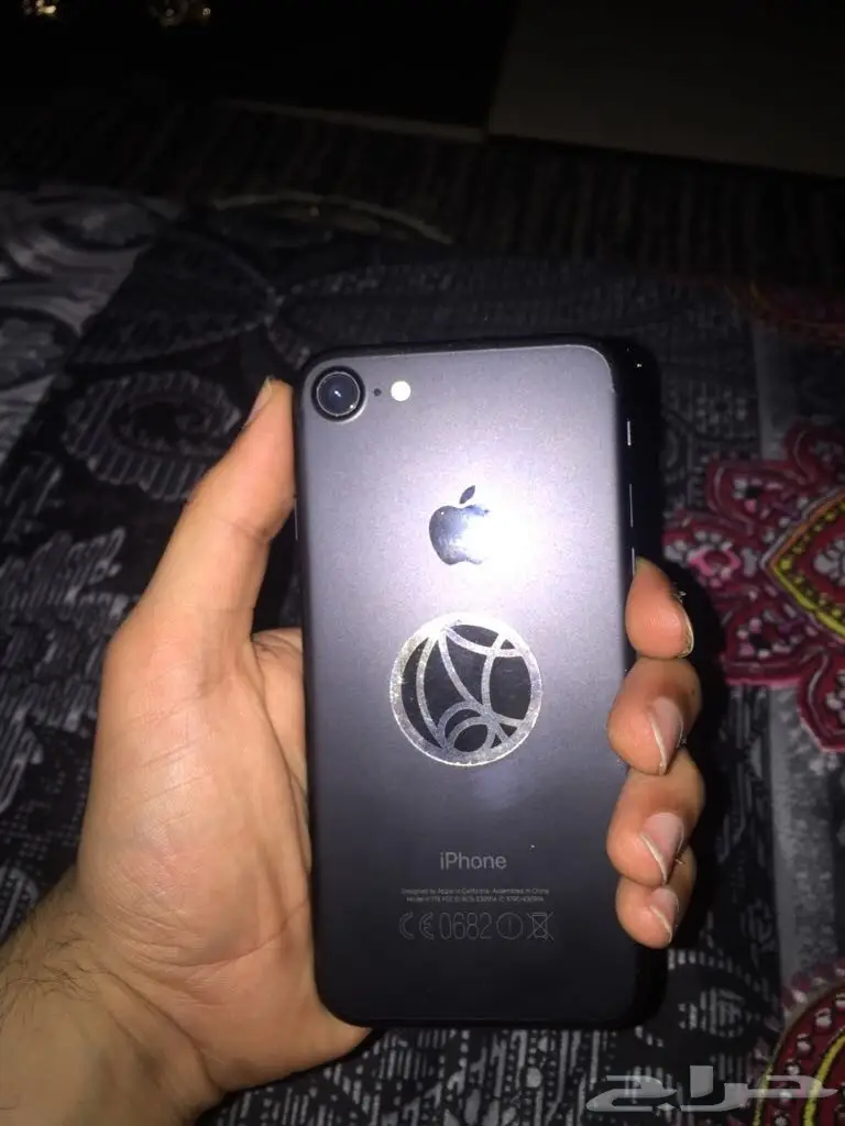 ايفون 7 اسود مطفي 128 (image 2)