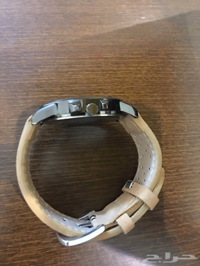 مزاد على ساعة HANNAH MARTIN أنيقة (image 2)