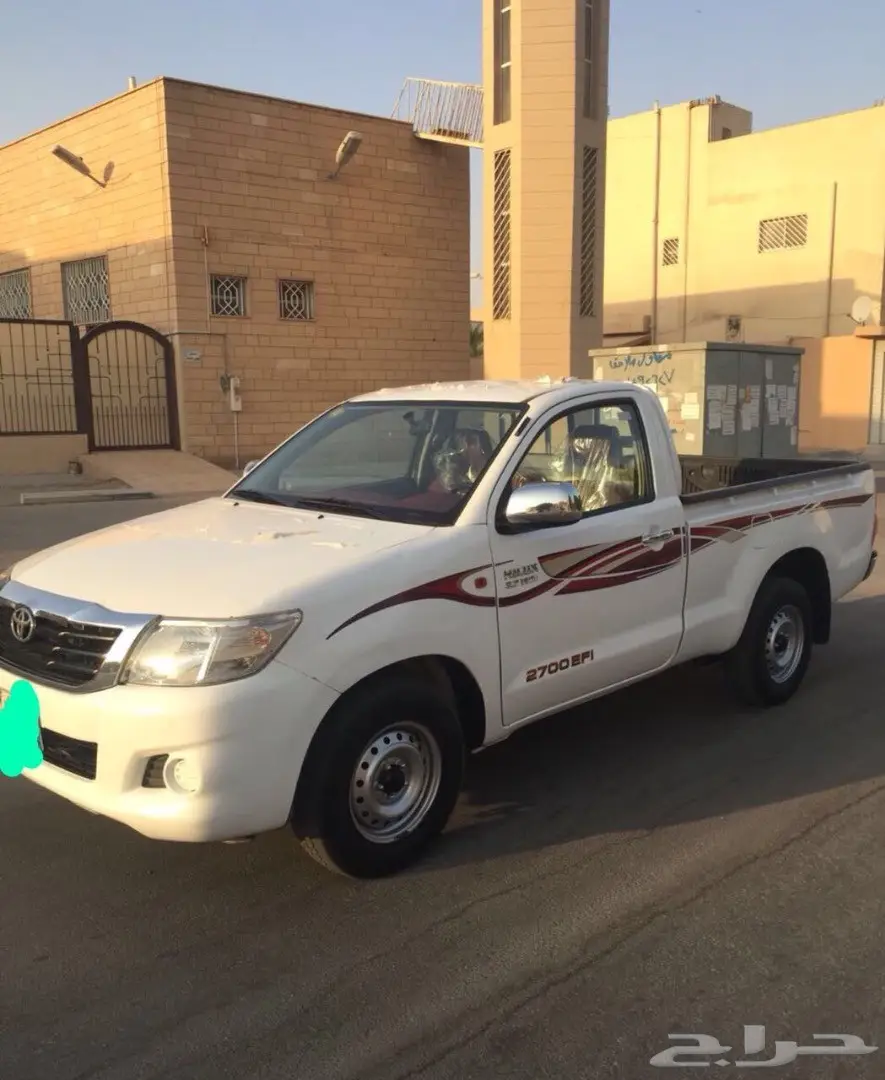 للبيع هايلوكس 2015 ماشي 20 الف (image 3)