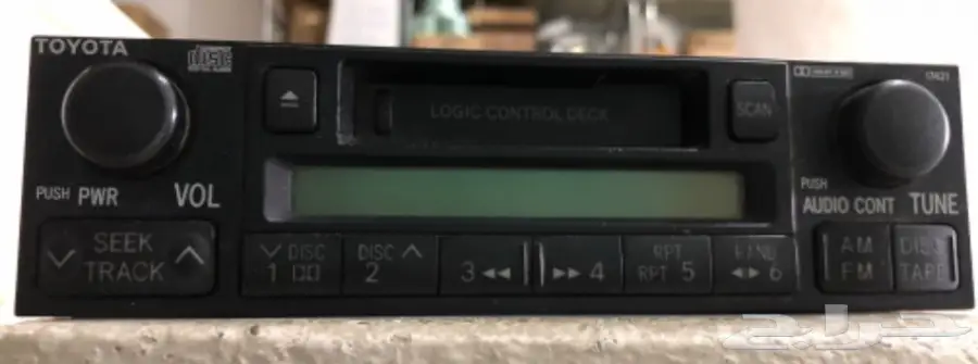 للبيع مسجل كامري 2011