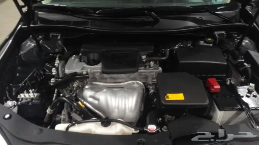 كامري 2016 - صيانة وكالة - بحالة ممتازة (image 15)