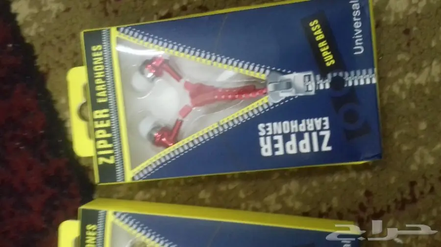 للبيع سماعة جالكسي بالوان جميله وعلى شكل سسته (image 1)