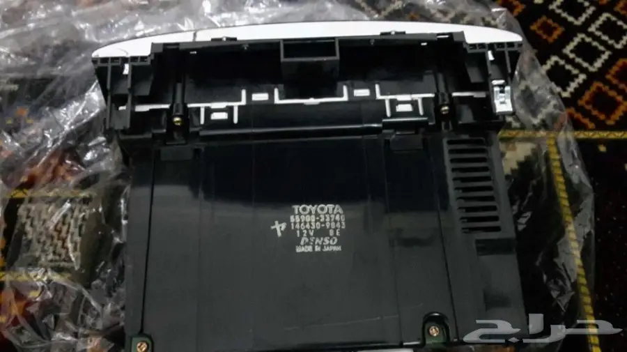 شاشة تحكم مكيف اي اس 2004