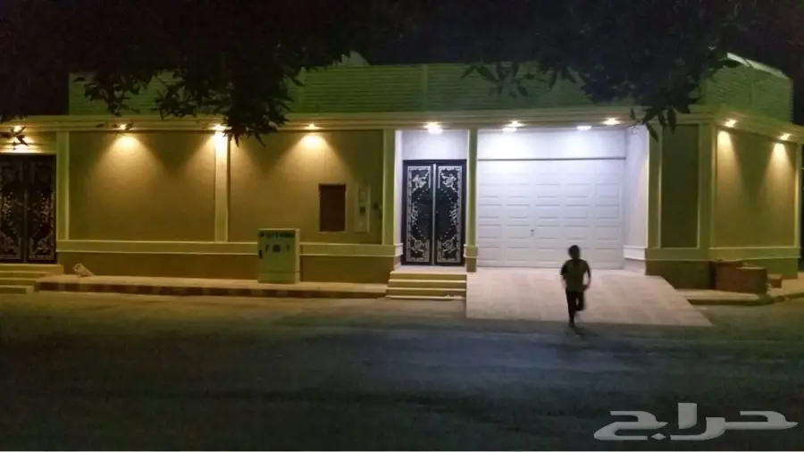 فله  (Image 1)
