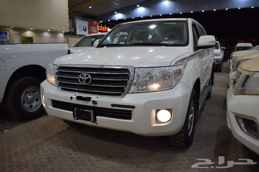 تويوتا لاندكروزر GX فل كامل خليجي 2015 (image 10)