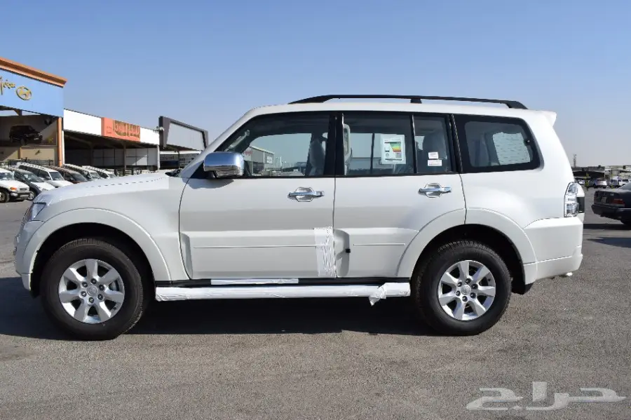 ميتسوبيشي باجيرو 2017(العيسائي)فل كامل3.5