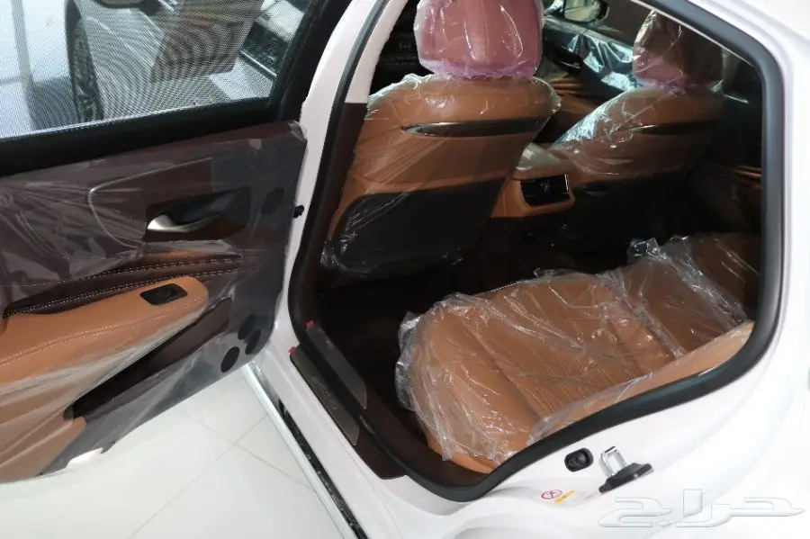 ليكزس LS 350 BB موديل 2018 (image 15)