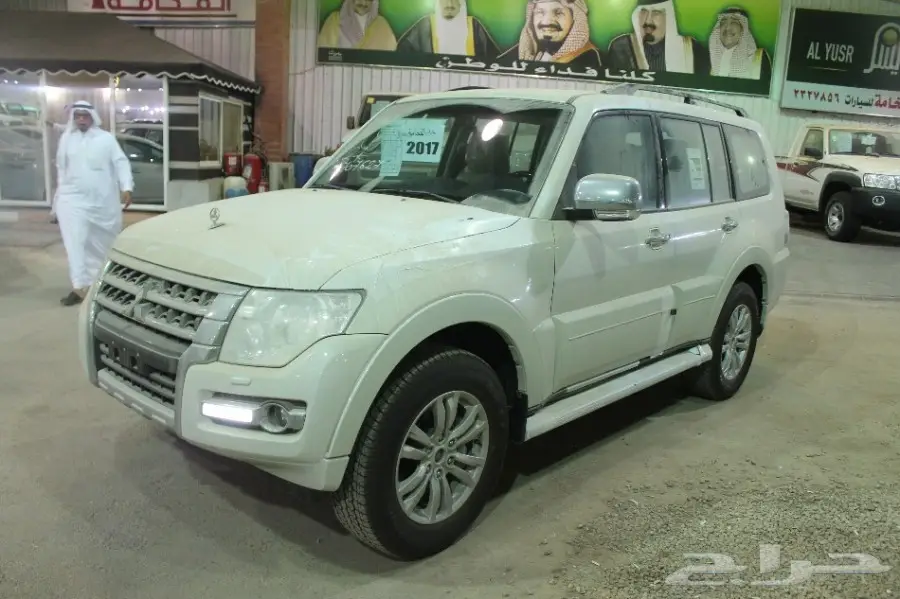 ميتسوبيشى باجيرو موديل 2017 فل كامل الحبتور (image 4)