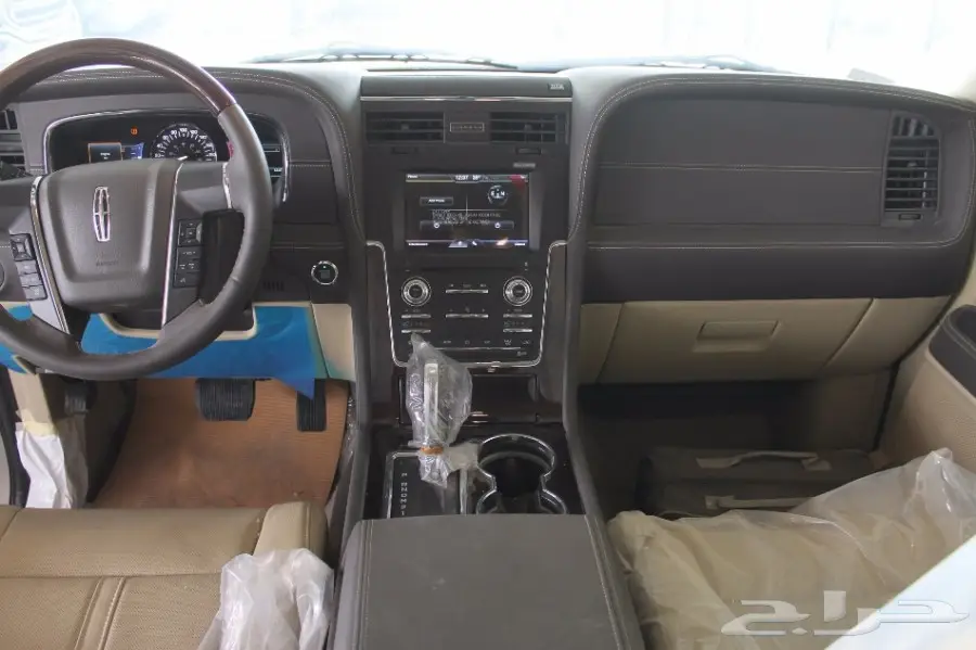 عرض مميز 155 الف لنكولن نافيجتور خليجي 2015  (image 10)