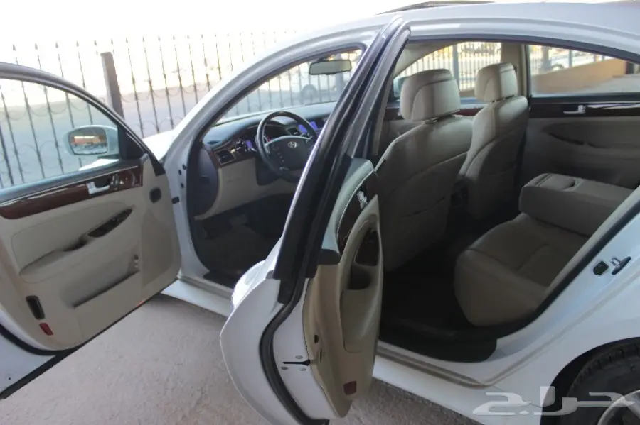 هونداي جنسس 2013 وكاله نص فل  (image 12)