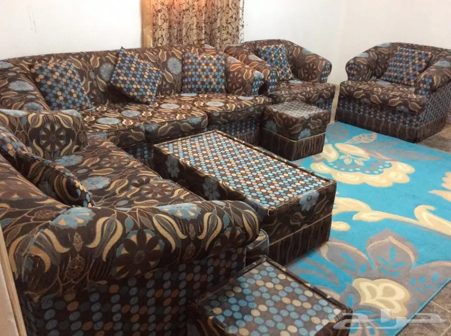 كنب أمريكي فخم 7 أشخاص ودواليب أصلية - فرصة لا تُفوّت! (image 5)