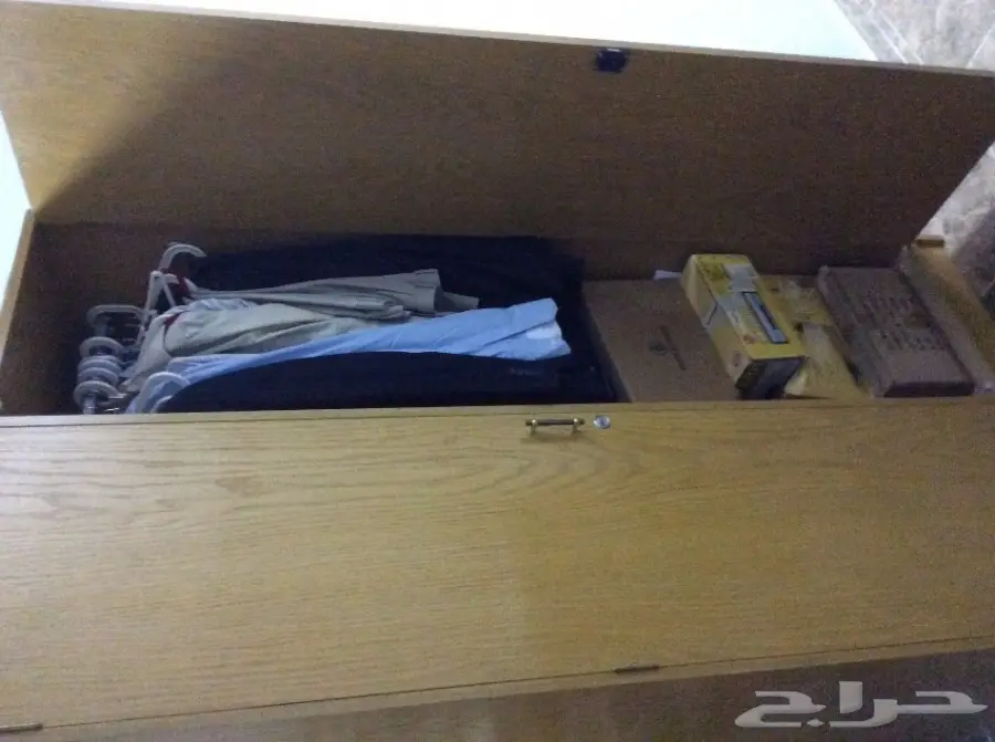 كنب أمريكي فخم 7 أشخاص ودواليب أصلية - فرصة لا تُفوّت! (image 11)