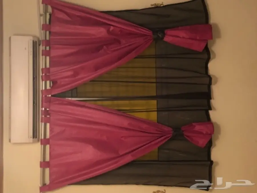 مخاد وستاره وطاوله للبيع (image 2)