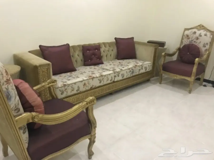 كنب نظيف للبيع