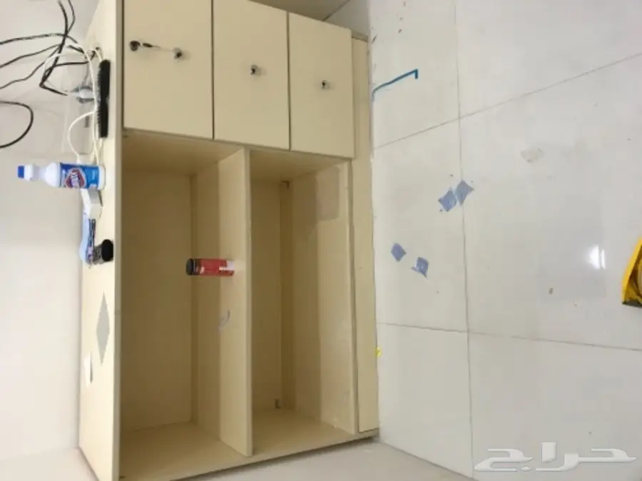 طاولة للبيع  (image 1)