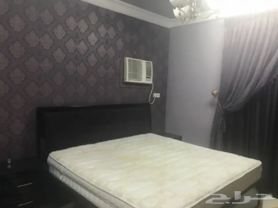 غرفة نوم كاملة مع المرتبه مع الستارة