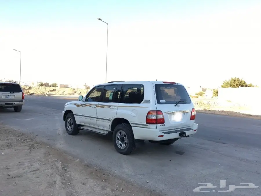 للبيع لاندكروزر في اكس ار فل كامل بريمي   (image 7)