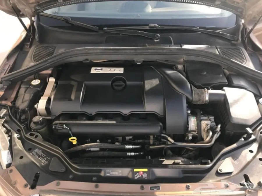 فولفو xc60 فل كامل موديل 2010  (image 9)
