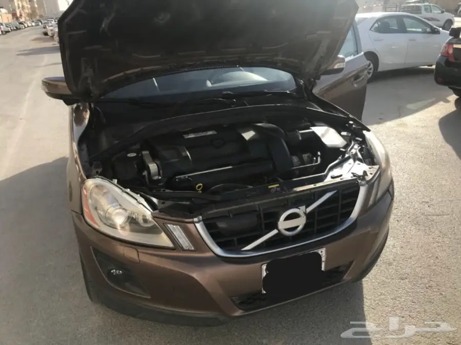فولفو xc60 فل كامل موديل 2010  (image 10)