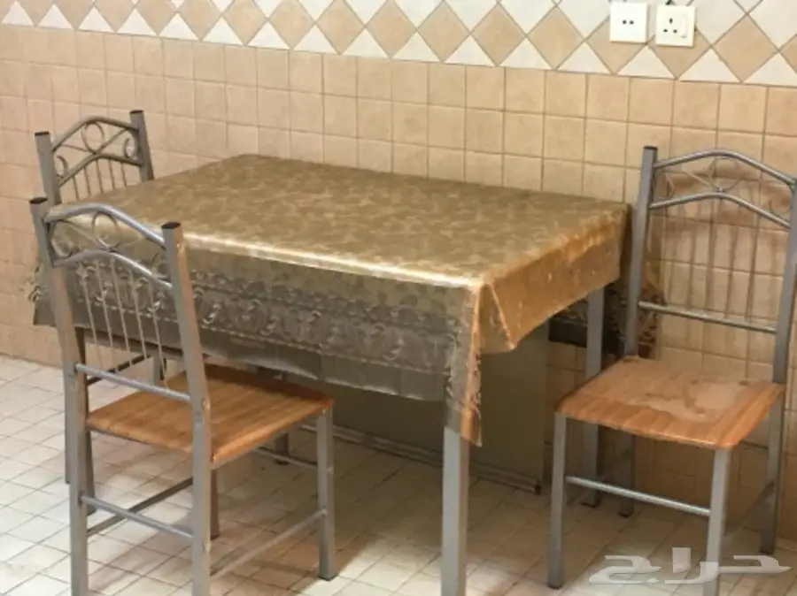 للبيع أثاث مستعمل  (image 10)