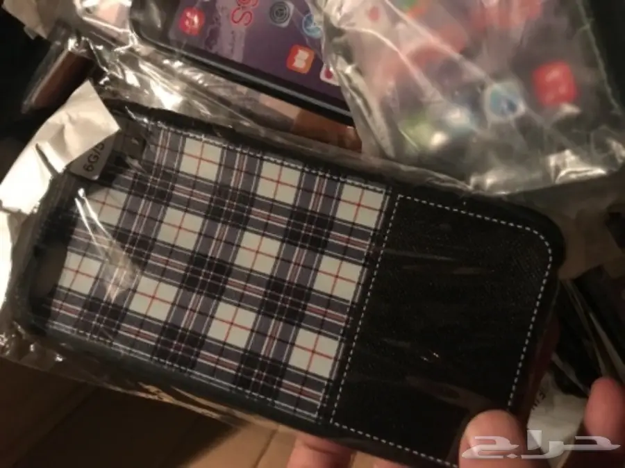 للبيع كفرات ايفونات جملة بسعر مغري 