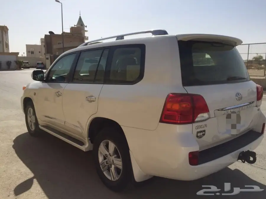 لاندكروزر 2015 سعودي GXR 8 سلندر (image 5)