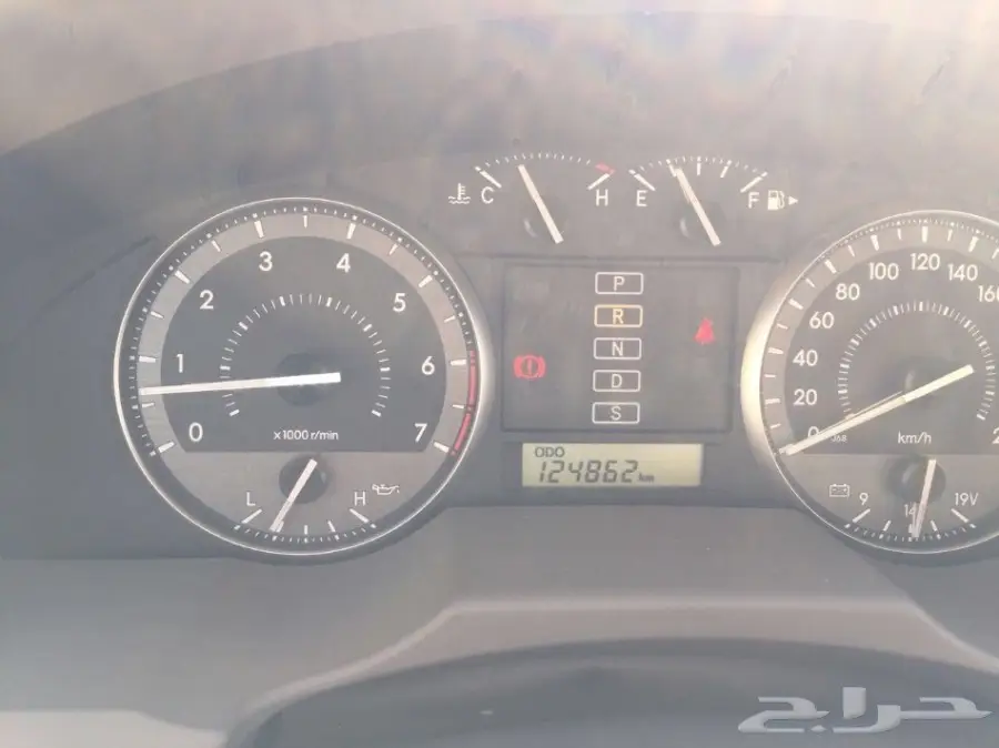 لاندكروزر 2015 سعودي GXR 8 سلندر (image 6)