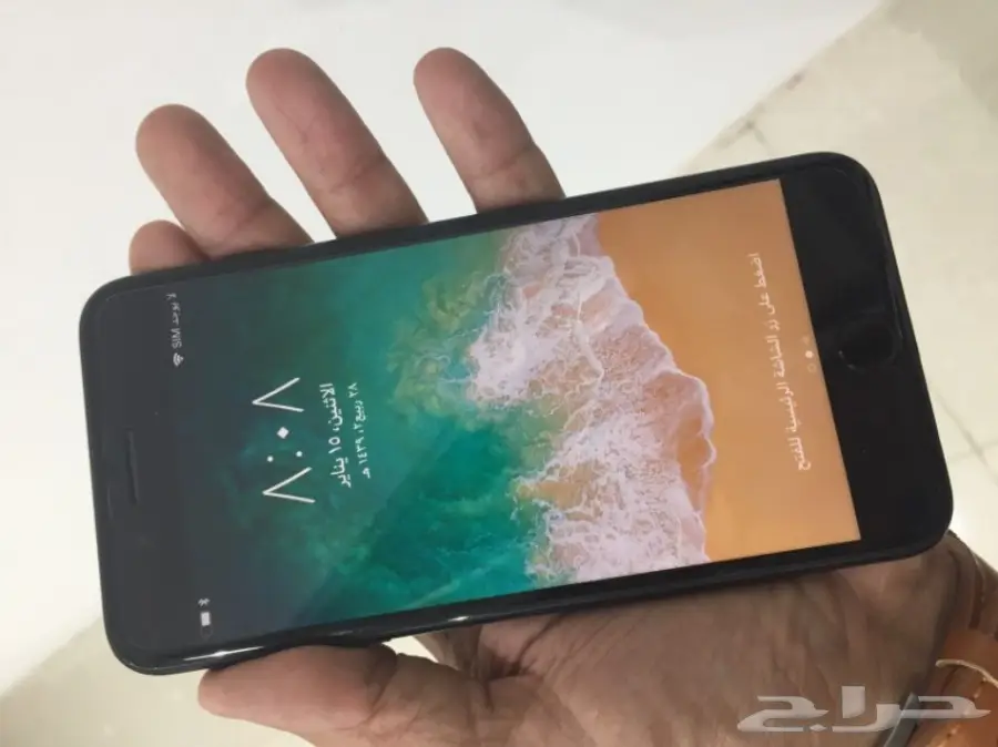 ايفون 7 بلس لماع 128 قيقا مع اغراضه نظيف جدا  (image 14)