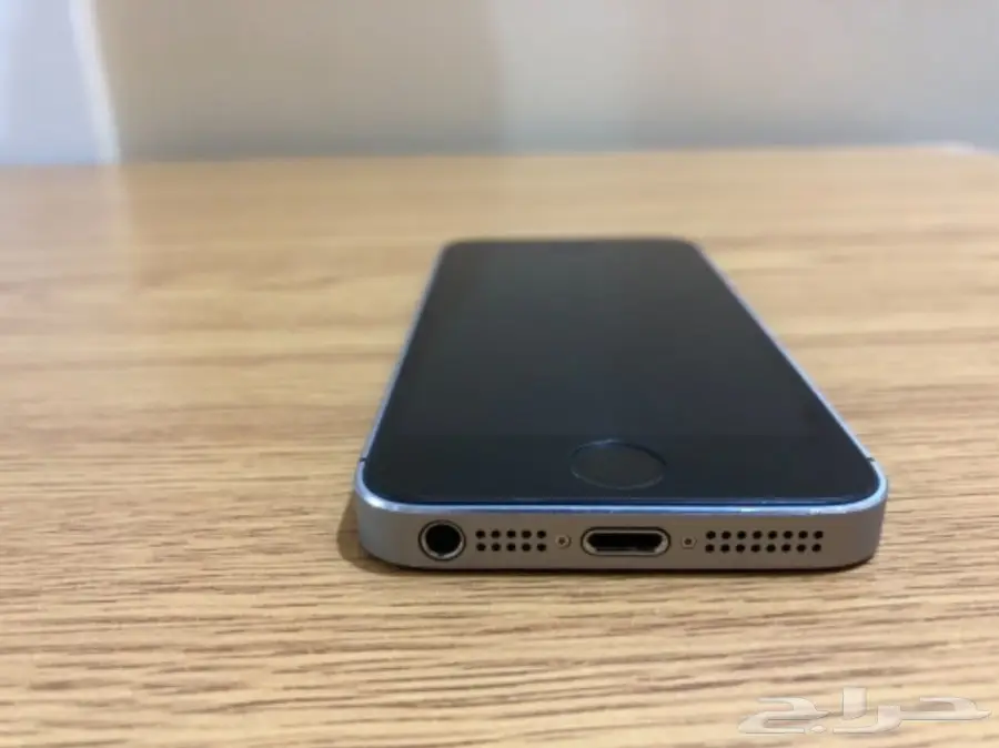 ايفون 5s نظيف جدا 
