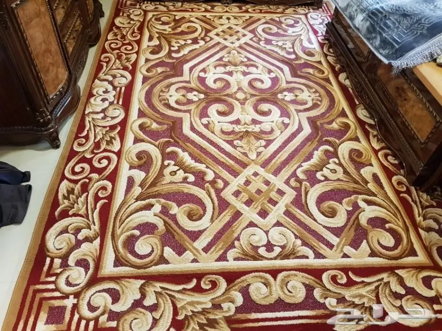 سجادة تركية شبه جديدة للبيع 