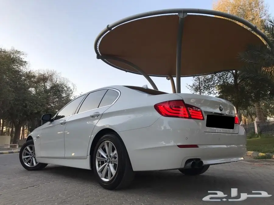 بي ام دبليو 528 شبه الجديدة  (image 5)