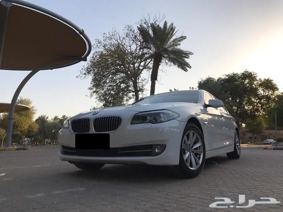 بي ام دبليو 528 شبه الجديدة  (image 6)