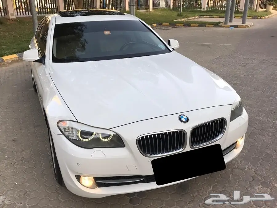 بي ام دبليو 528 شبه الجديدة  (image 8)