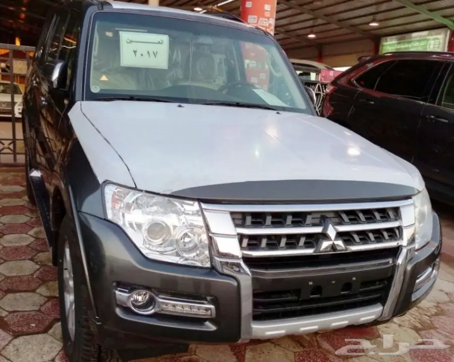 ميتسوبيشي باجيرو 3.5 موديل 2017 خليجي