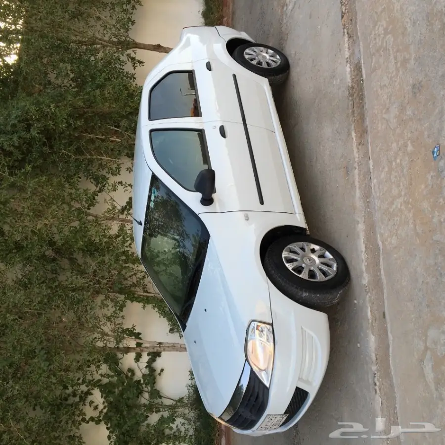 للبيع - سيارة لوجان 2014 - فرصة لا تُفوّت! (image 2)