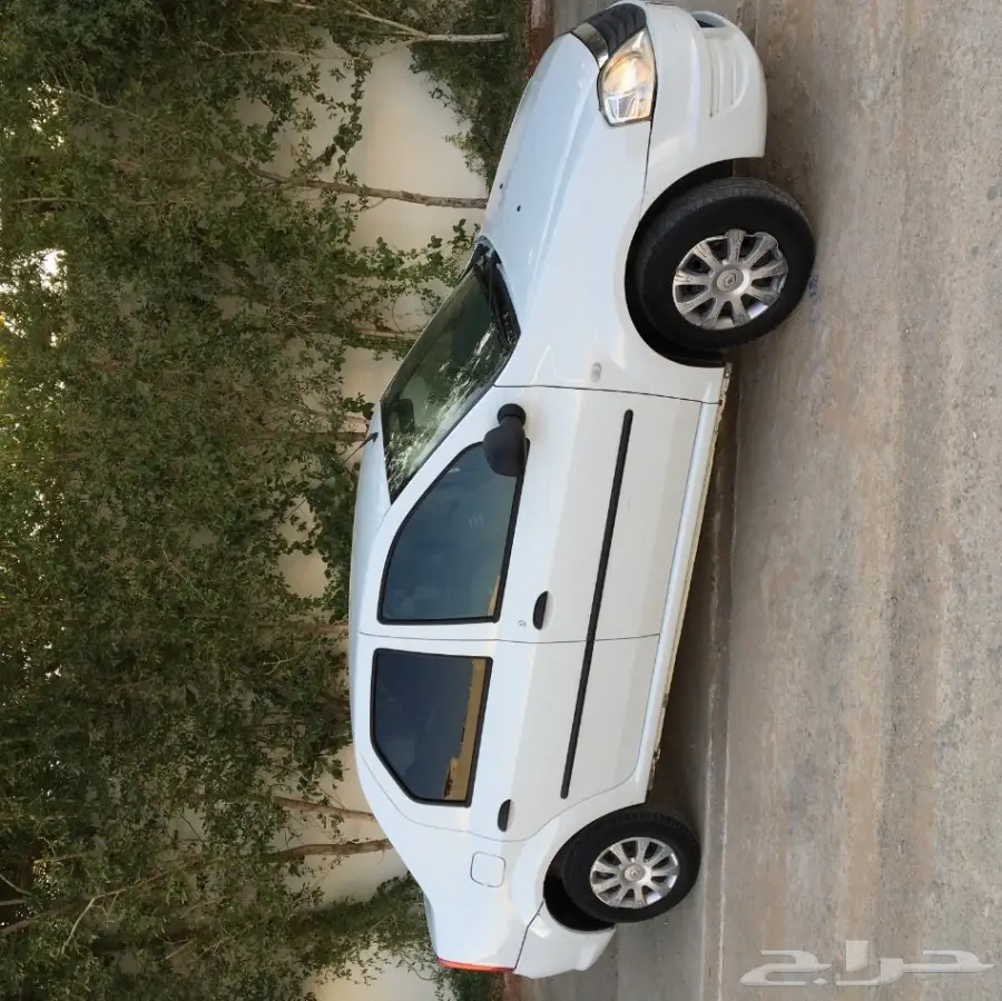 للبيع - سيارة لوجان 2014 - فرصة لا تُفوّت! (image 5)