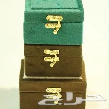 مسك ابيض علب كبيرة ب70 ومخلطات وورد وشحن 3