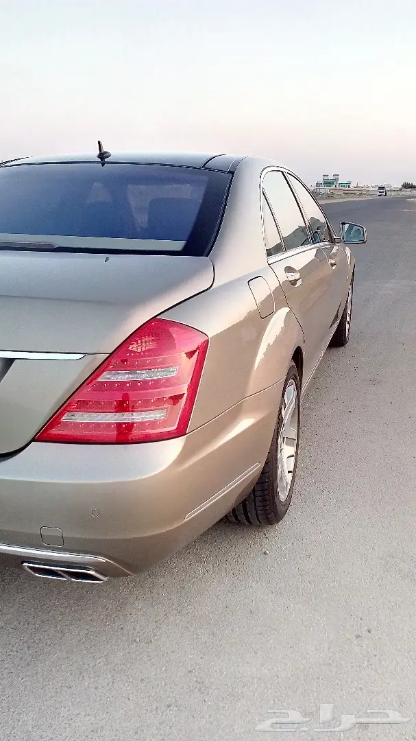 للبيع مرسيدس بانوراما 2010 S600 مخزنة وكالة (image 7)